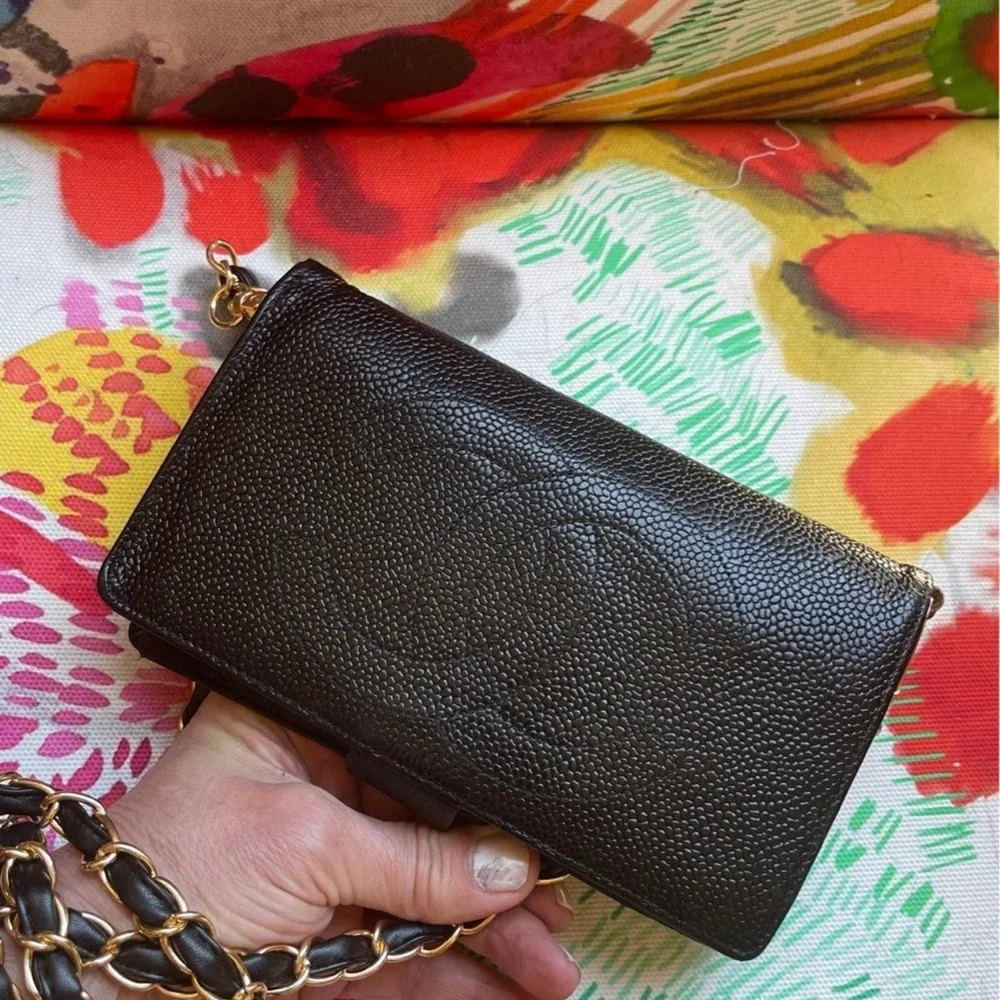 Chanel Caviar WOC - Picture 1 of 6